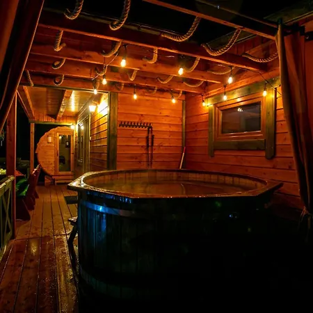 Caloroczny Rysiowka Na Kaszubach Z Basenem Bania Sauna Bilardem Na Wylacznosc - Ostrowite Lesna Dolina בית נופש *