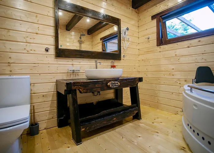 Caloroczny Rysiowka Na Kaszubach Z Basenem Bania Sauna Bilardem Na Wylacznosc - Ostrowite Lesna Dolina Prázdninový dům *