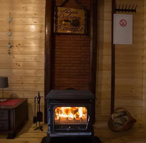 Caloroczny Rysiowka Na Kaszubach Z Basenem Bania Sauna Bilardem Na Wylacznosc - Ostrowite Lesna Dolina Prázdninový dům Sulęczyno